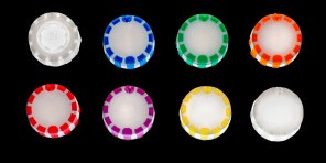 スクリューキャップチューブ　自立型　2.0mL　キャップ付き（グリーン）　滅菌済