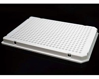 384ウェルPCRプレート 0.04mL セミスカートホワイト Roche対応